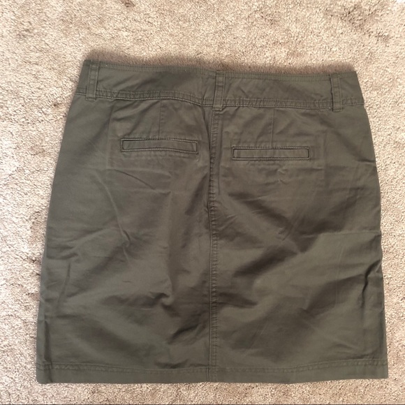 Tommy Hilfiger army green button up skirt - Picture 3 of 4